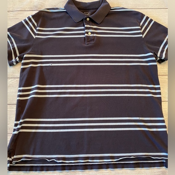 Striped Gap Shirt - Picture 1 of 15